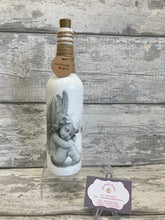 Load image into Gallery viewer, Angel vase &amp; light up bottle set
