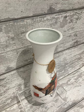 Load image into Gallery viewer, Robin Vase
