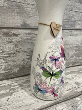 Load image into Gallery viewer, Mum dragonfly vase
