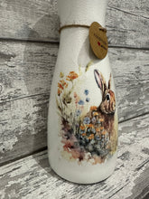 Load image into Gallery viewer, Hare Vase
