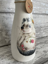 Load image into Gallery viewer, Hedgehog vase
