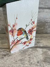 Load image into Gallery viewer, Robin in tree bird box - Robins Appear
