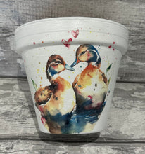 Load image into Gallery viewer, Duck plant pot
