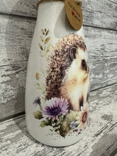 Load image into Gallery viewer, Hedgehog vase
